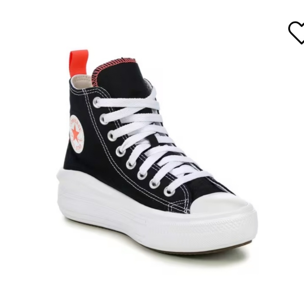 Tennis shoe